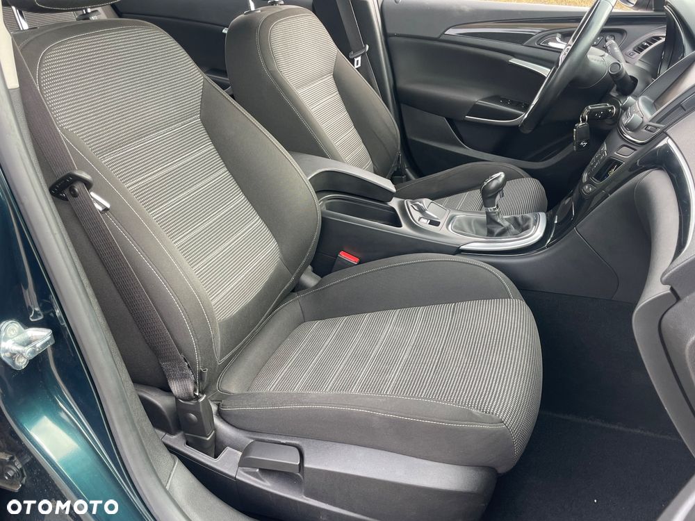 Opel Insignia - 21