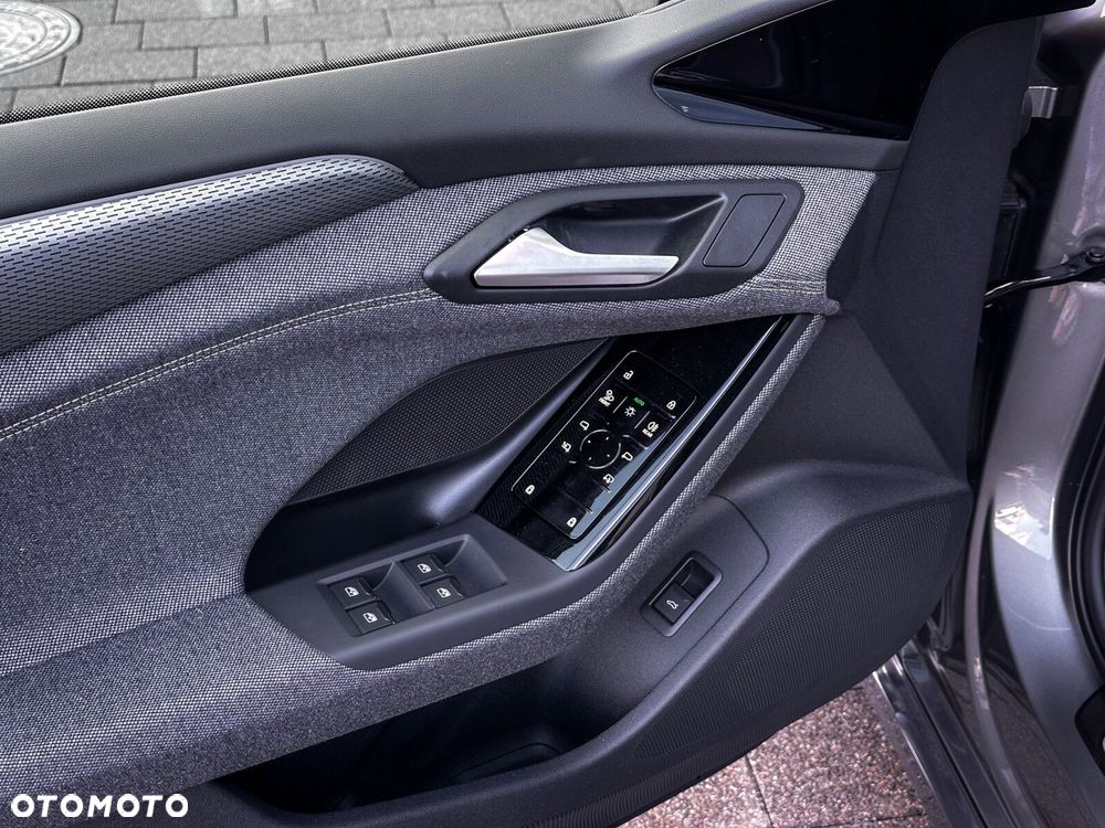 Audi A6 Avant e-tron - 19