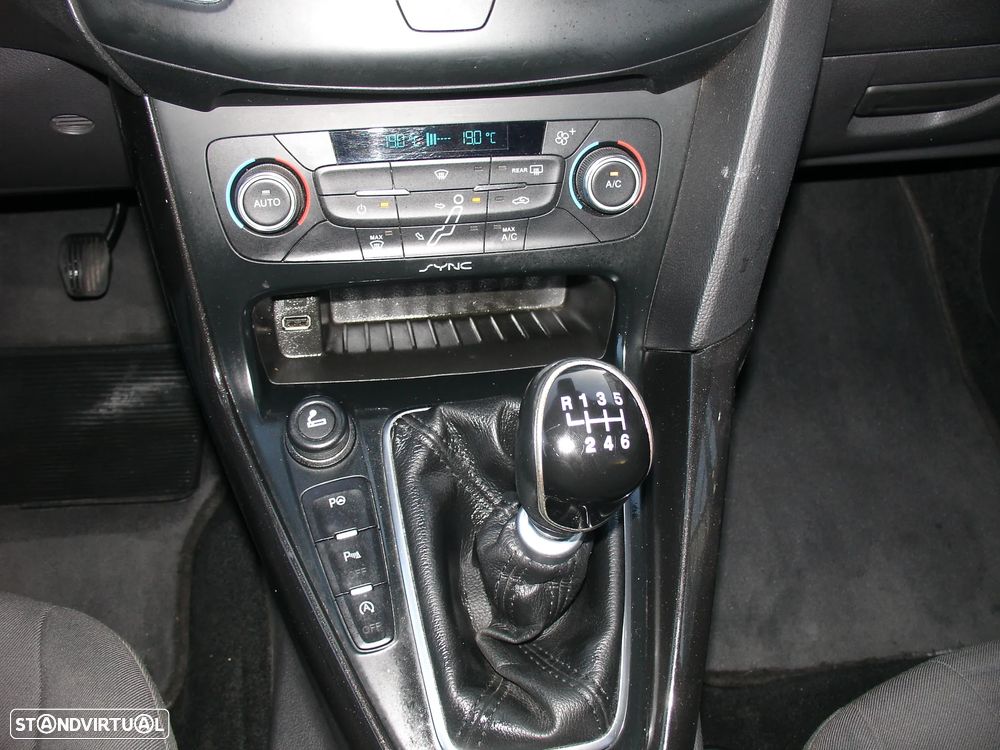 Ford Focus 1.5 TDCi Titanium - 11