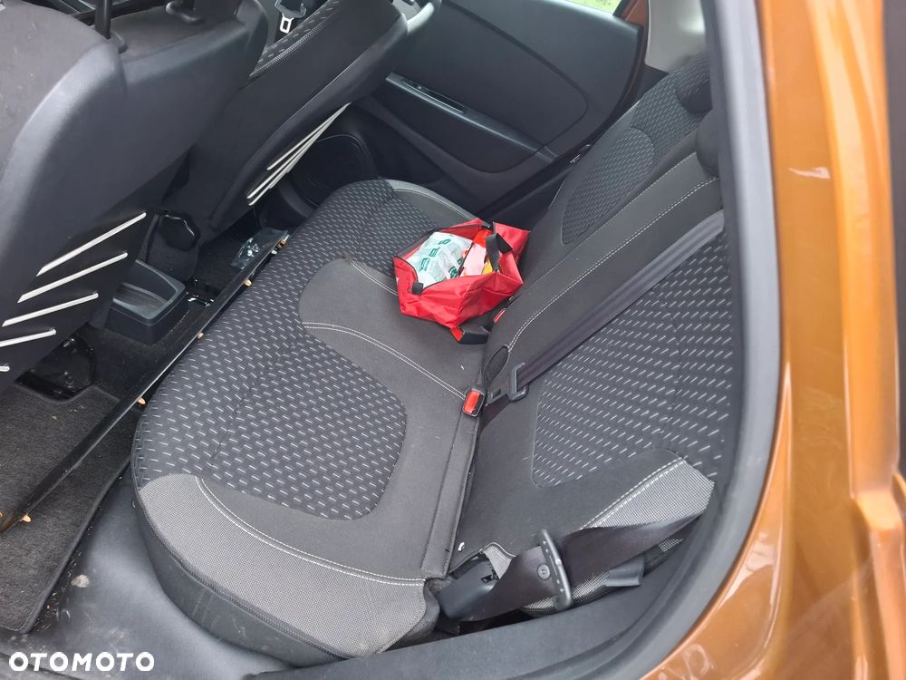 Renault Captur - 11