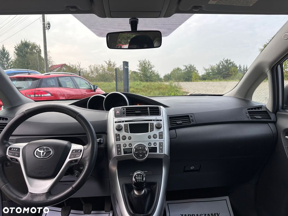 Toyota Verso 1.8 5-Sitzer Executive - 18