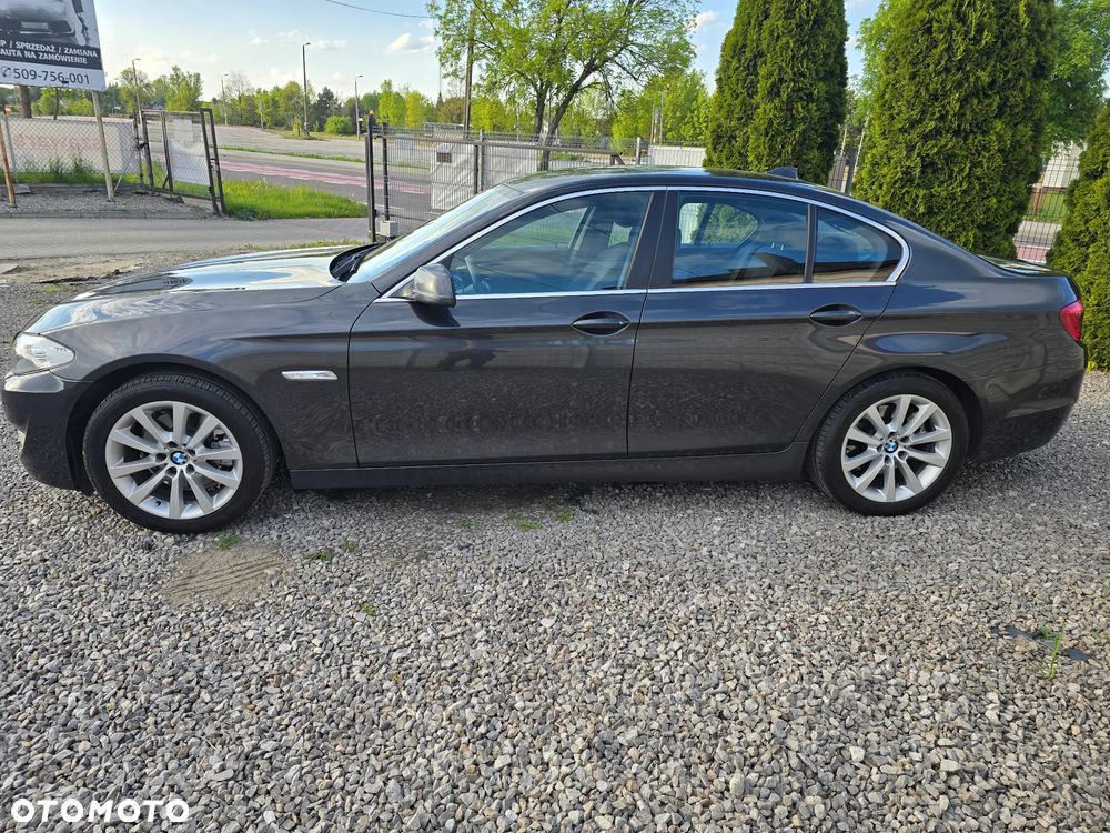 BMW Seria 5 520d Sport-Aut - 10