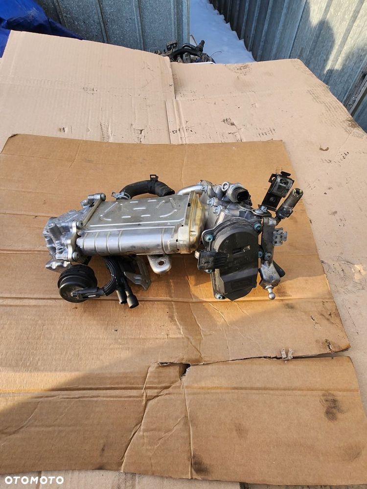 chłodnica spalin zawór egr kompletna mercedes 6541404301 a6541407500 w213 - 1