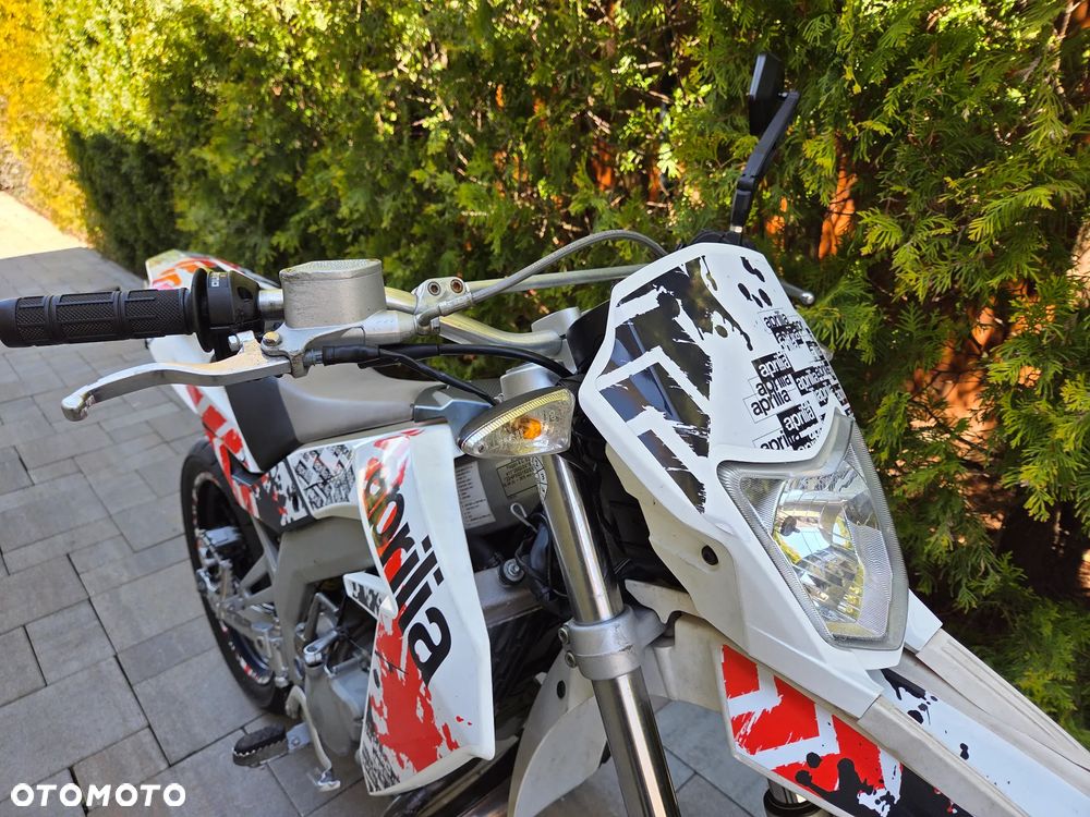 Aprilia SX - 12