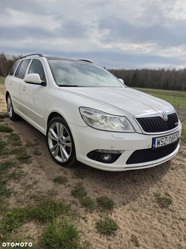 Skoda Octavia 2.0 TDI DPF DSG RS - 7