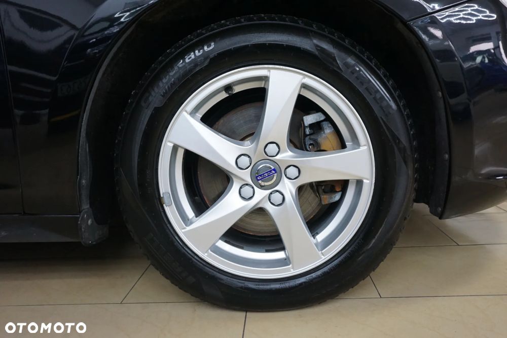 Volvo V60 D2 Kinetic - 13