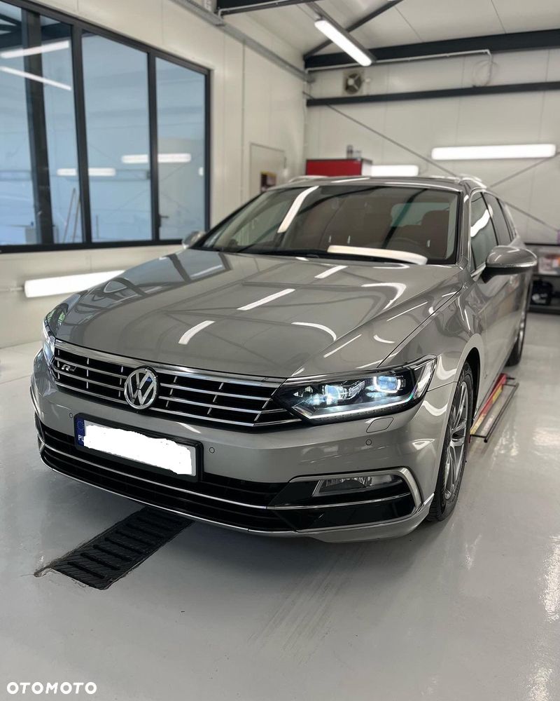 Volkswagen Passat - 10