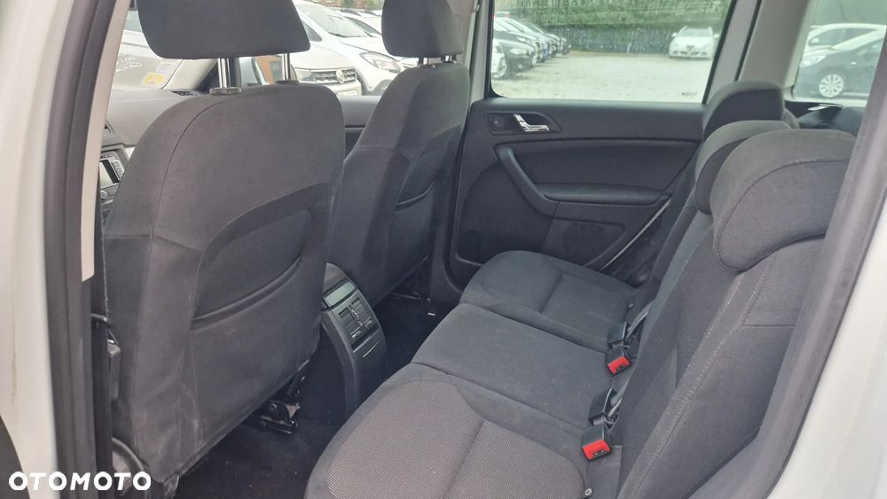 Skoda Yeti Outdoor 1.6 TDI Green tec DSG Active - 8