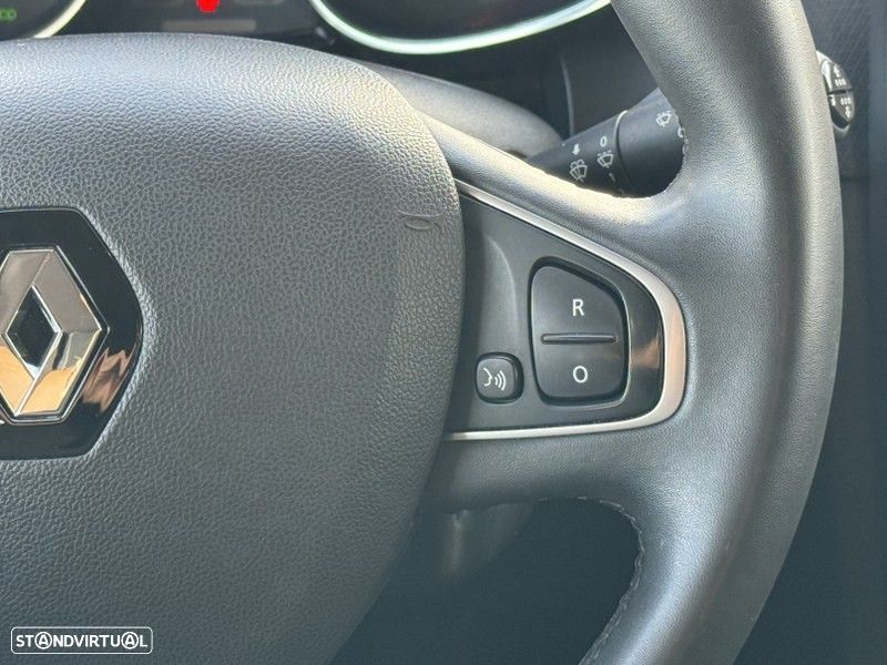 Renault Clio Sport Tourer 0.9 TCE Limited - 12