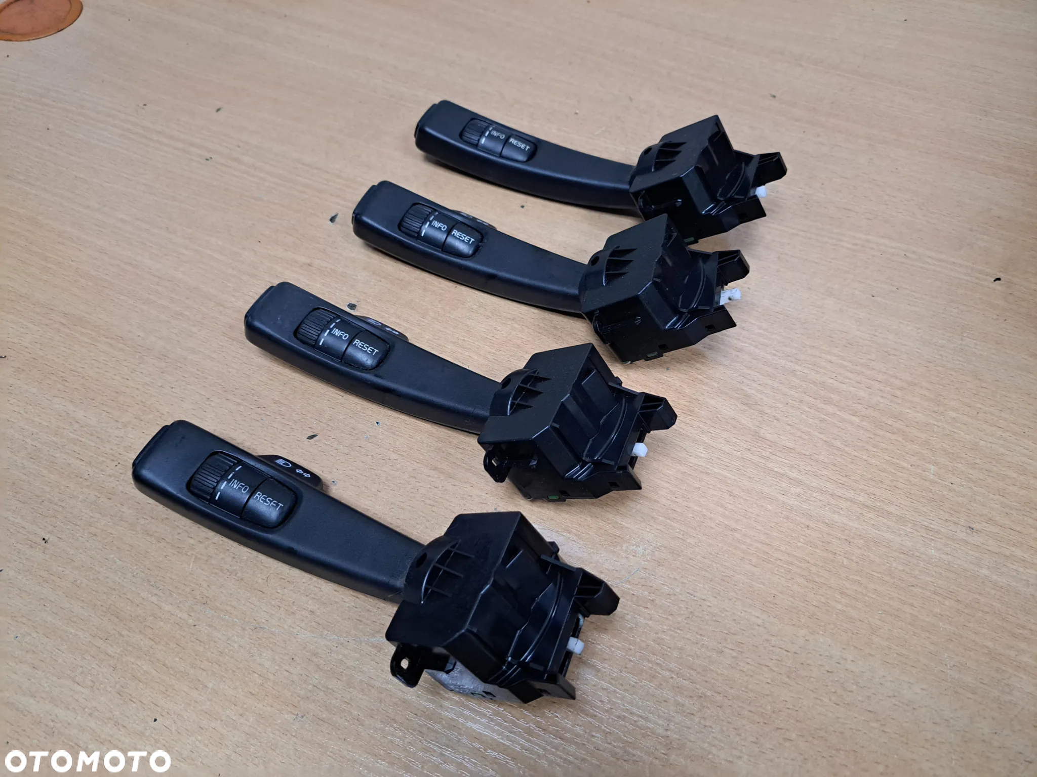MANETKA LEWA PRZEŁĄCZNIK KIERUNKOWSKAZÓW VOLVO V50 S40 II C30 C70 2004-2012 - 3