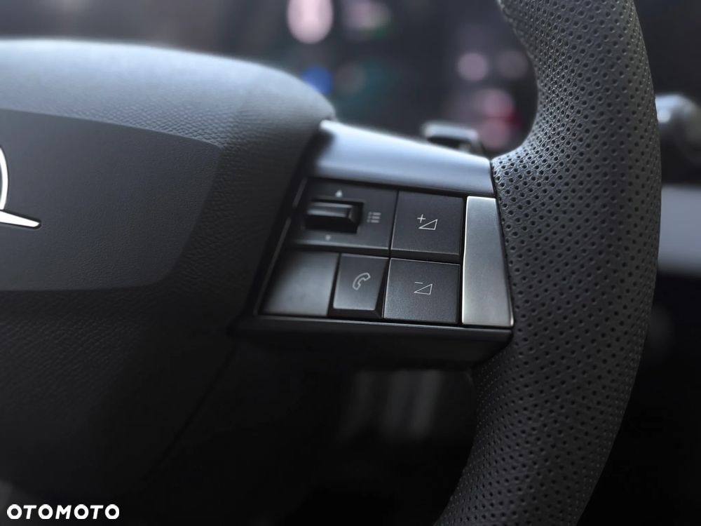 Opel Astra 1.6 T Plug-in Hybrid Edition - 9