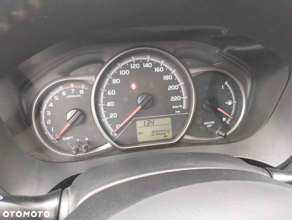 Toyota Yaris 1.0 Luna - 5