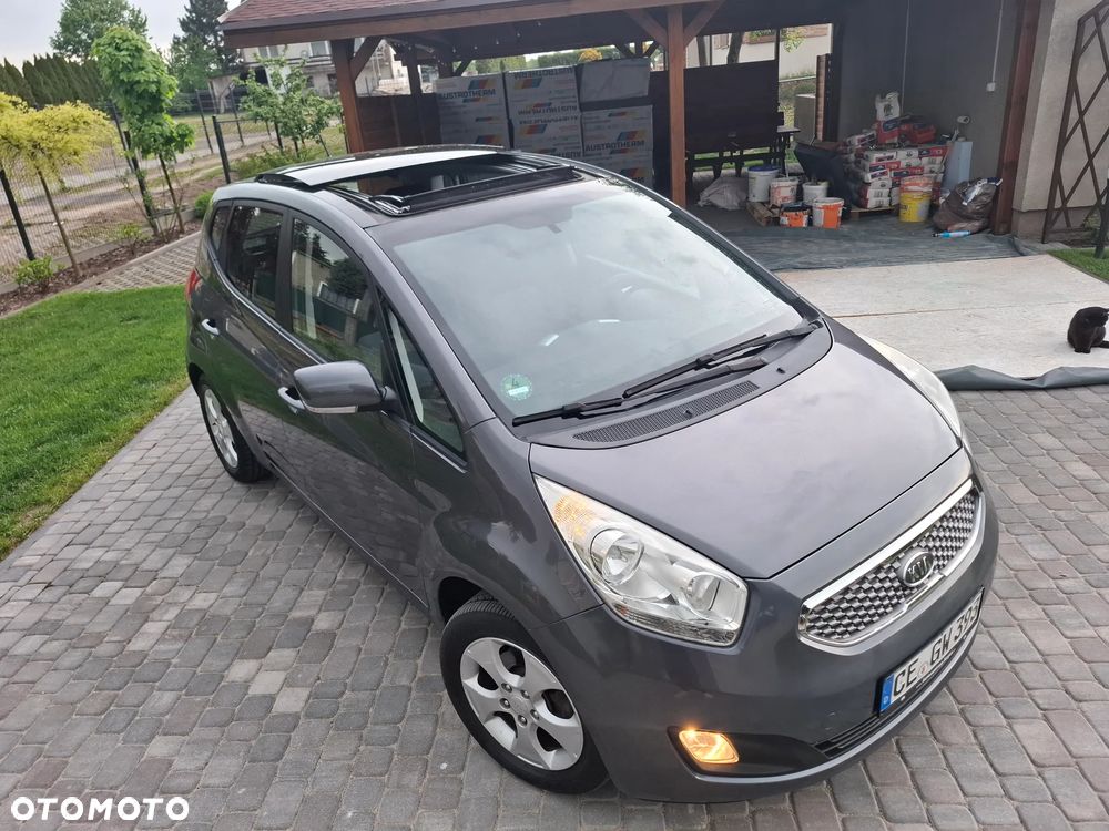 Kia Venga - 37