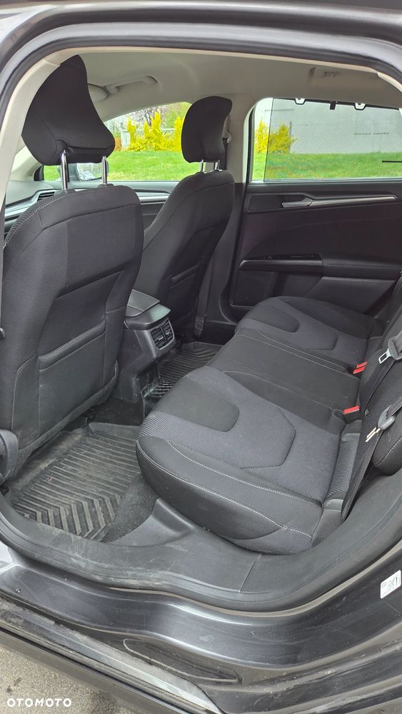 Ford Mondeo 2.0 TDCi Titanium PowerShift - 11