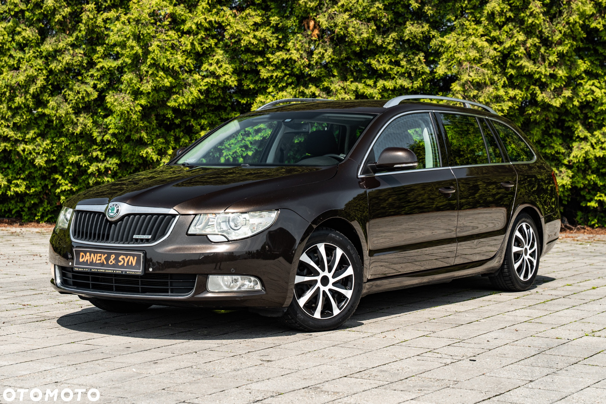 Skoda Superb Combi 1.6 TDI GreenLine - 10
