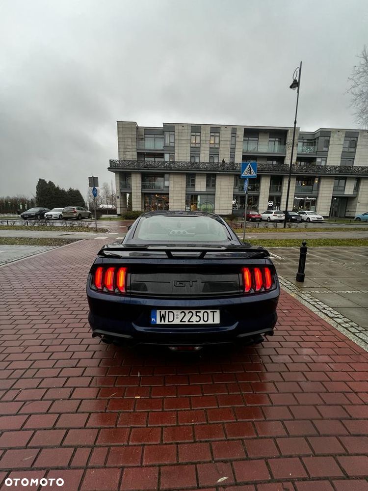 Ford Mustang 5.0 V8 GT - 4