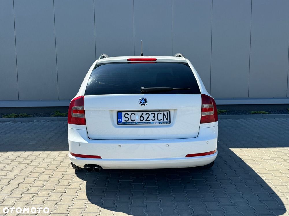 Skoda Octavia 2.0 TDI RS - 5