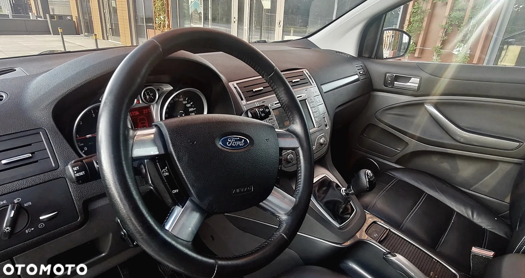 Ford Kuga 2.0 TDCi Trend FWD - 7