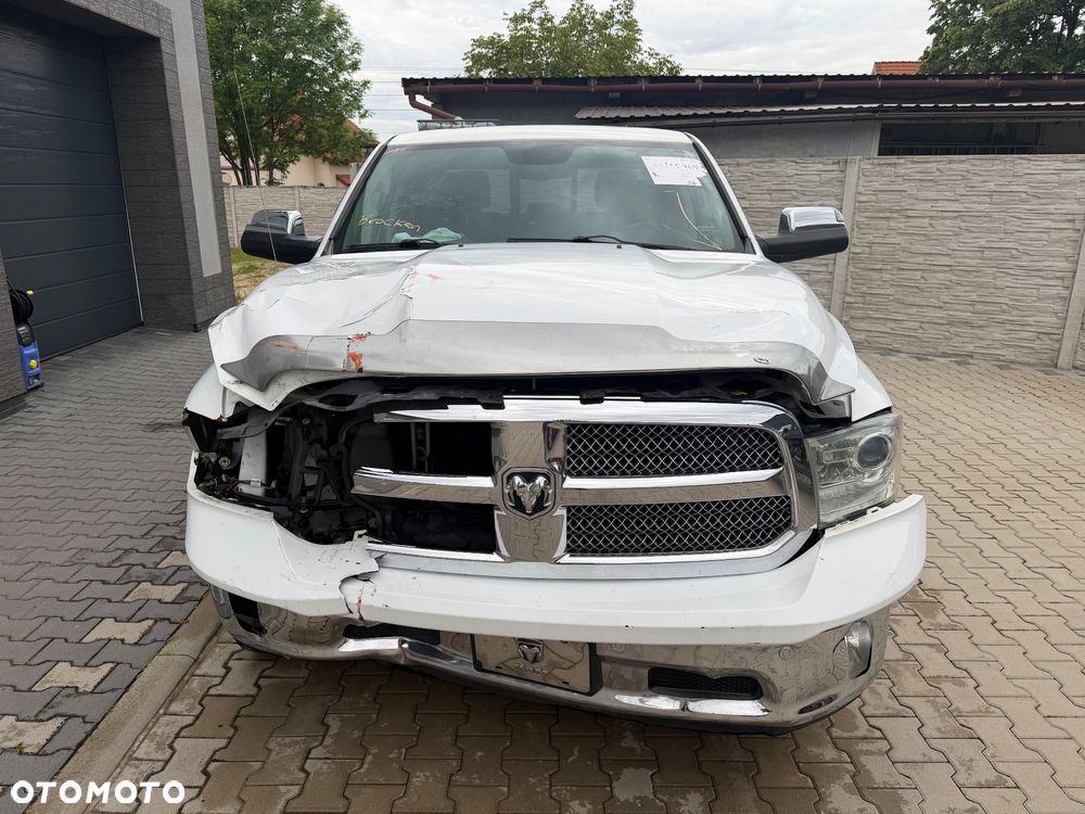 Dodge RAM 5.7 4x4 - 6