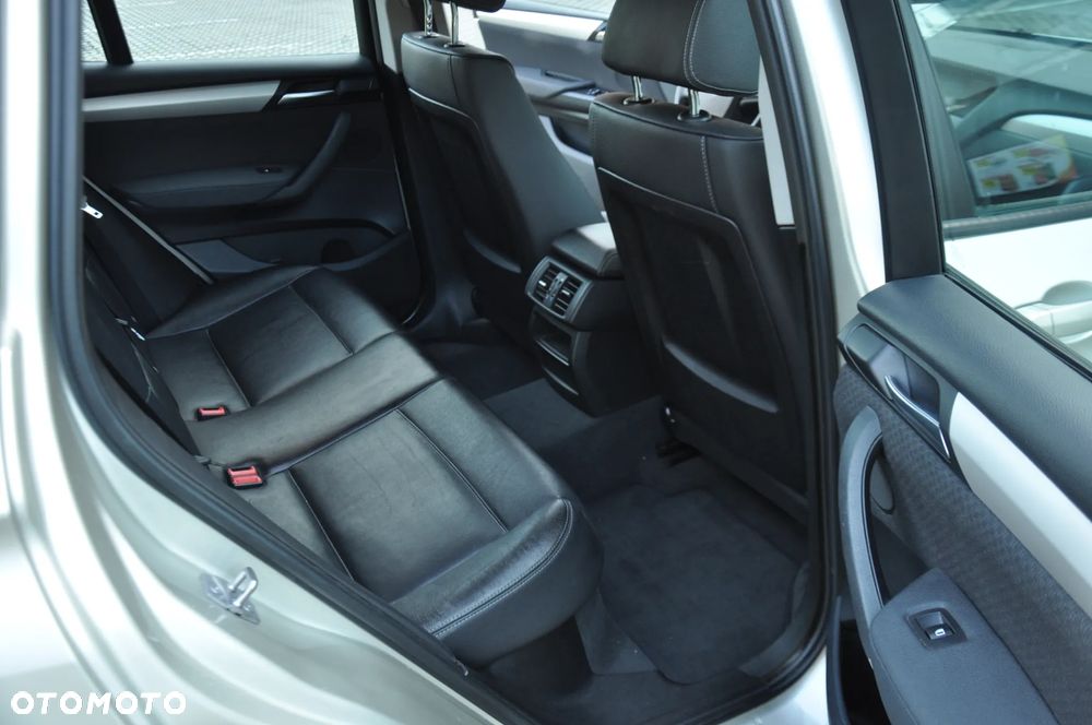 BMW X3 xDrive20d - 18