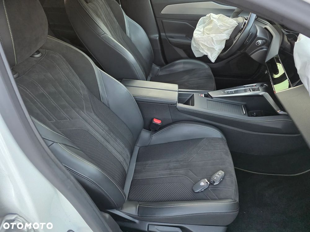 Peugeot 308 PureTech 130 EAT8 GT - 7