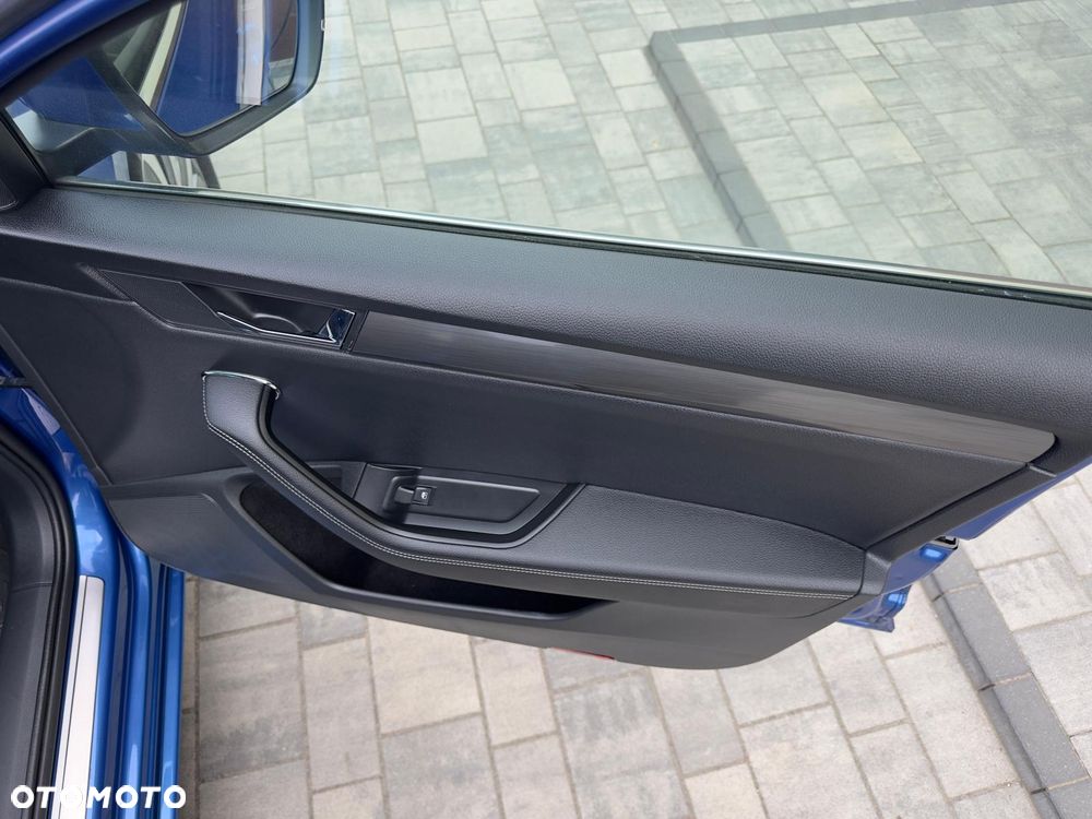 Skoda Superb 2.0 TDI SCR Style DSG - 15