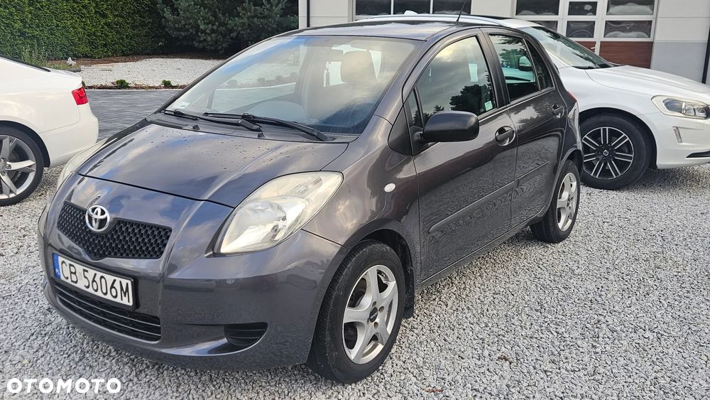 Toyota Yaris 1.3 Luna A/C - 4