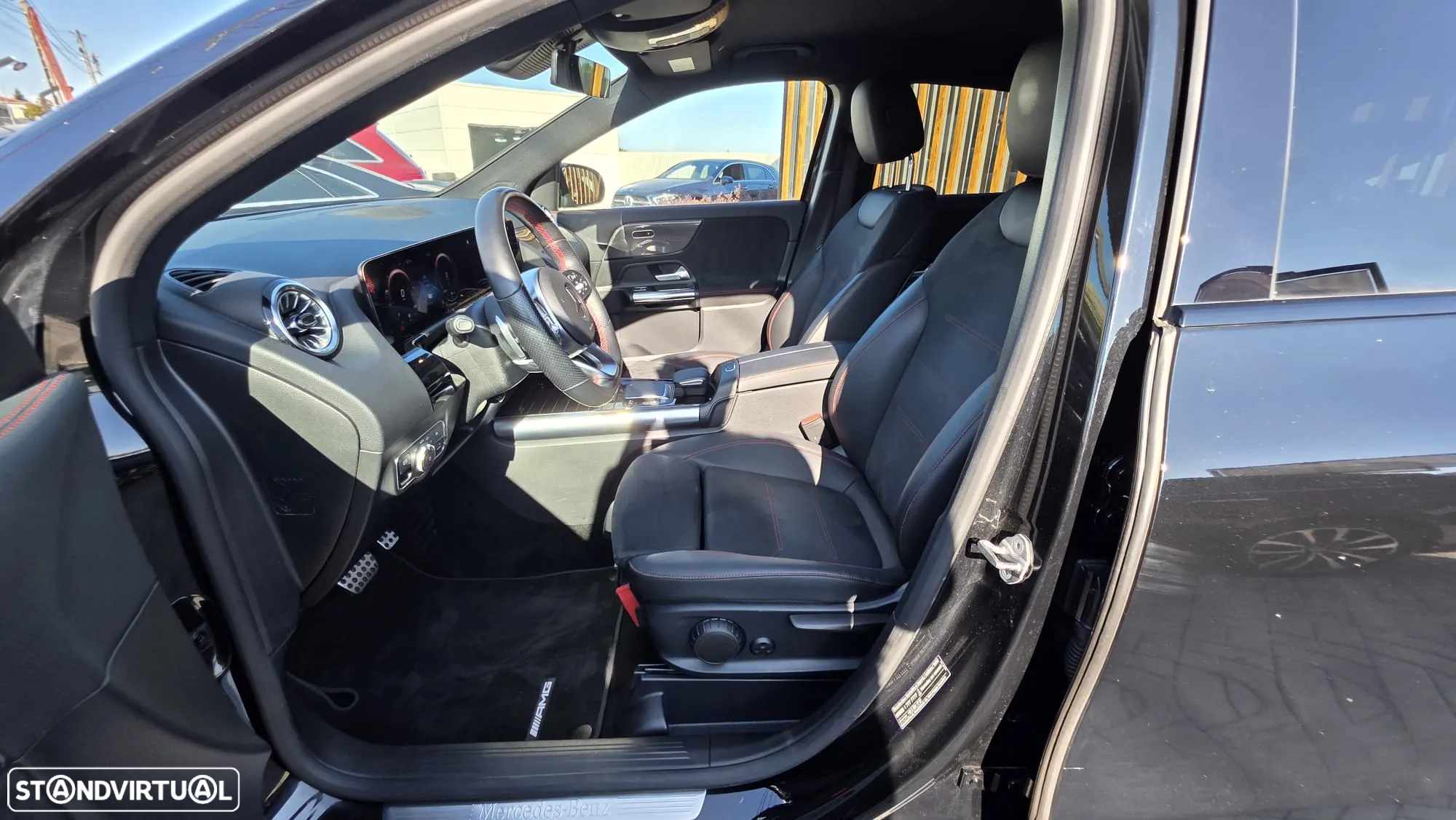 Mercedes-Benz GLA 250 e AMG Line - 12