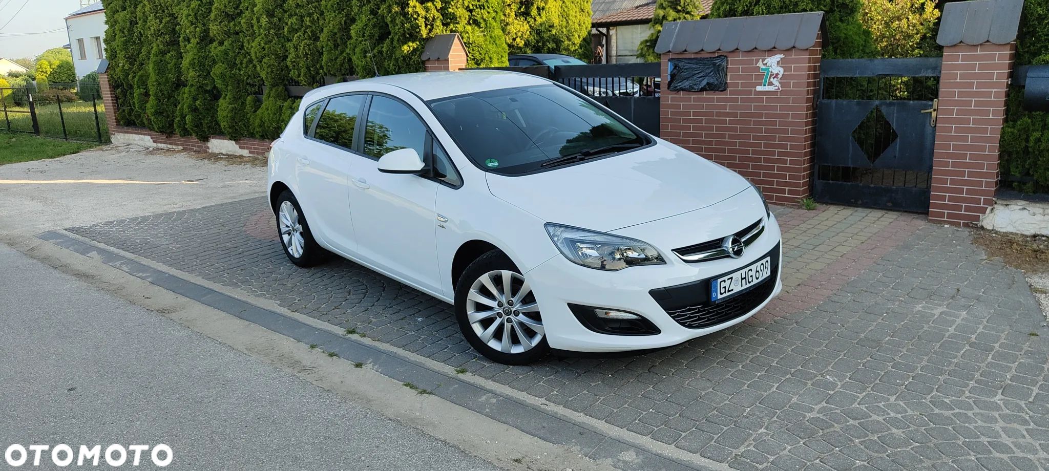 Opel Astra IV 1.4 Active - 1