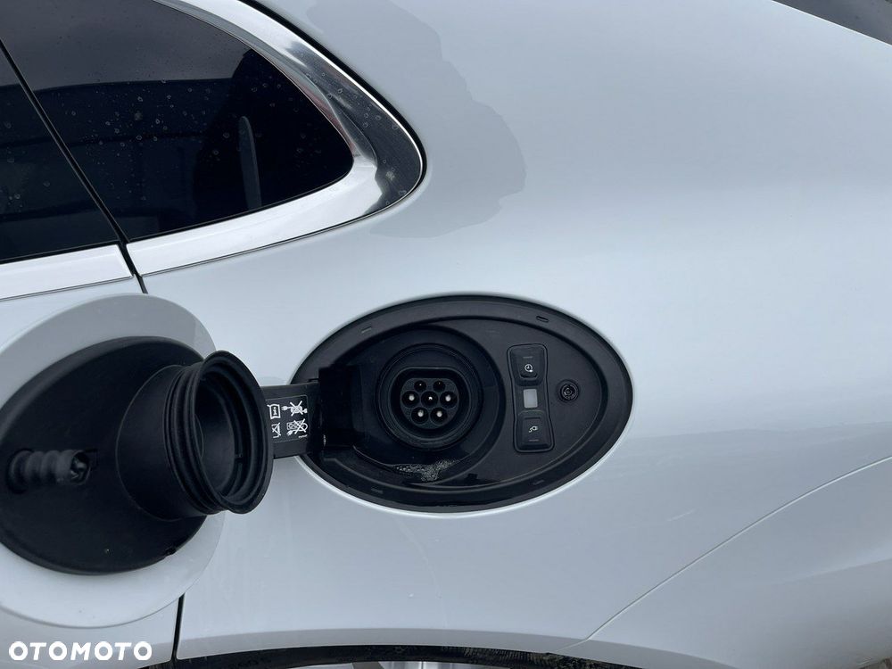Porsche Panamera 4 E-Hybrid Executive - 10