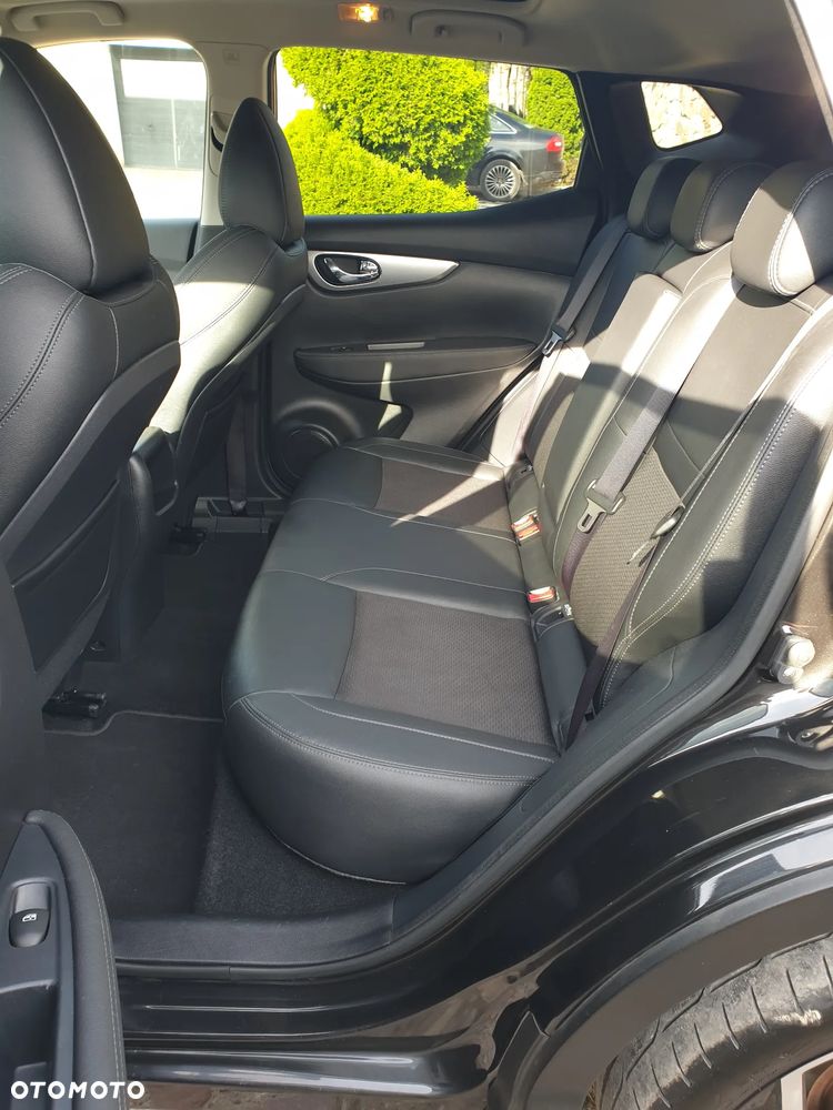 Nissan Qashqai - 25