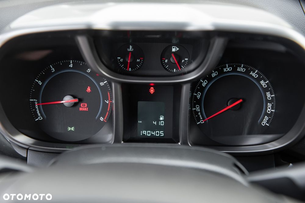 Chevrolet Orlando 1.8 LS+ - 19
