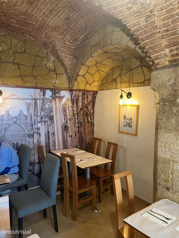 Trespasse – Restaurante em Funcionamento no Largo do Carmo, Lisboa 290 - Grande imagem: 4/9