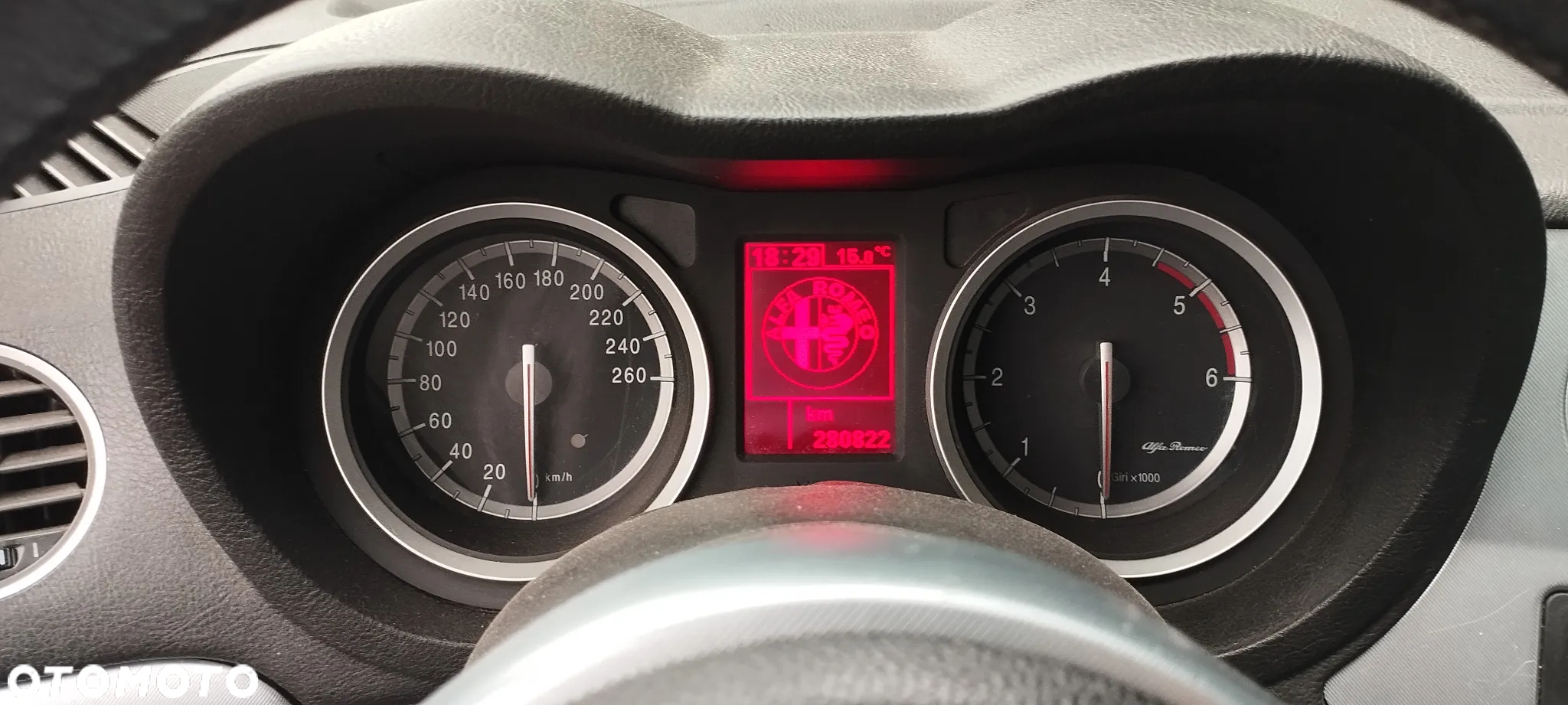 Alfa Romeo 159 1.9JTDM Distinctive - 11