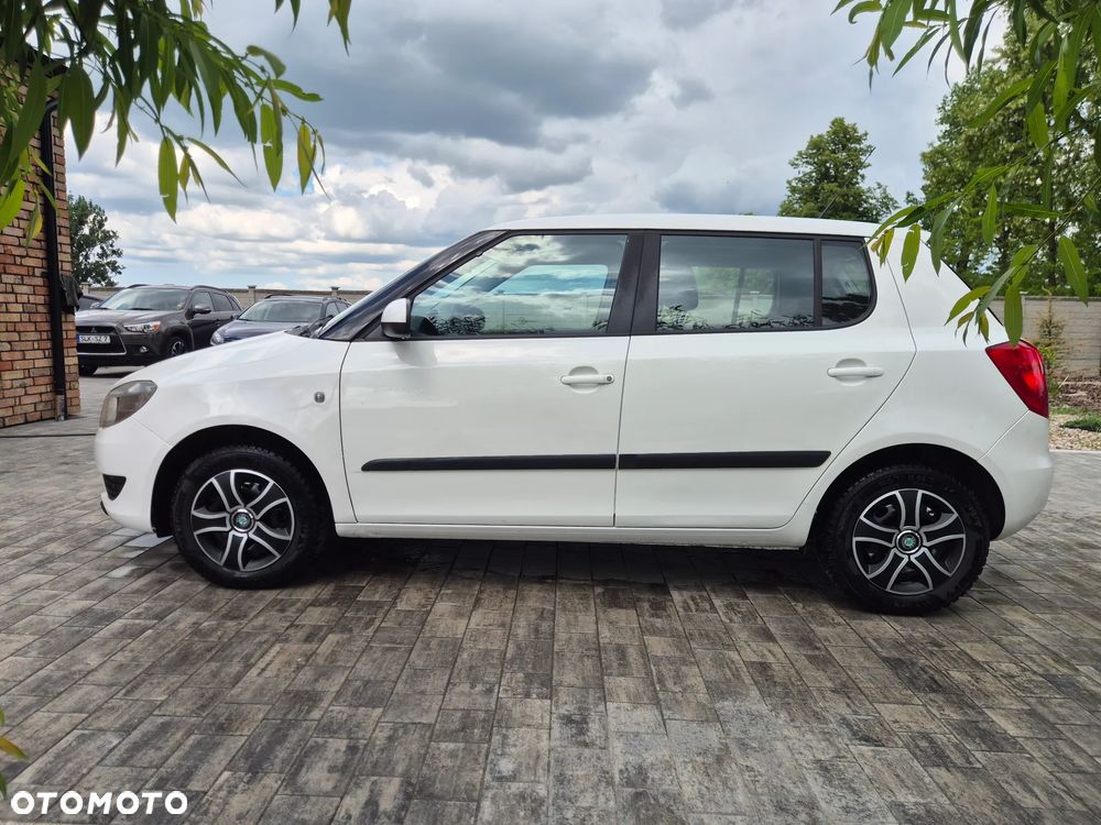 Skoda Fabia - 10