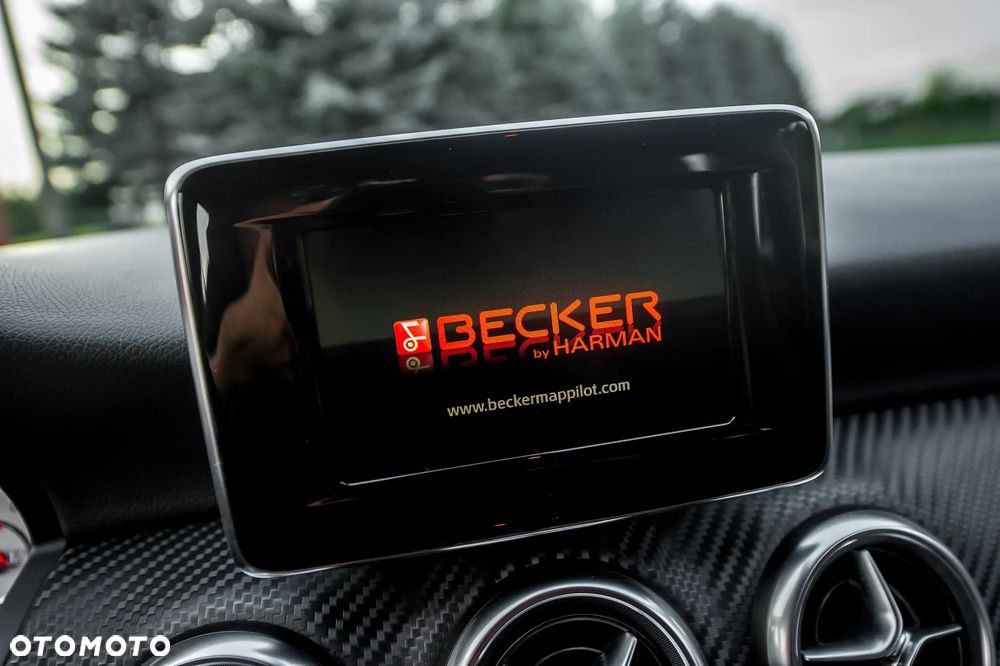 Mercedes-Benz Klasa A 250 4-Matic Sport - 33