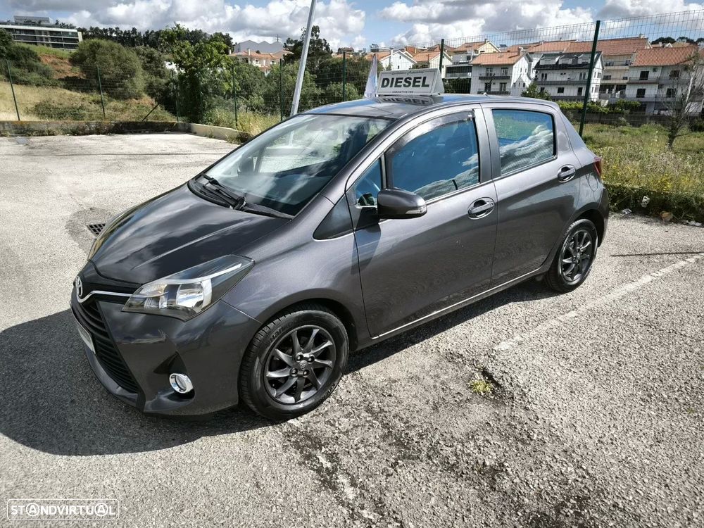 Toyota Yaris 1.4 D-4D ACtive+AC — fotografia 10