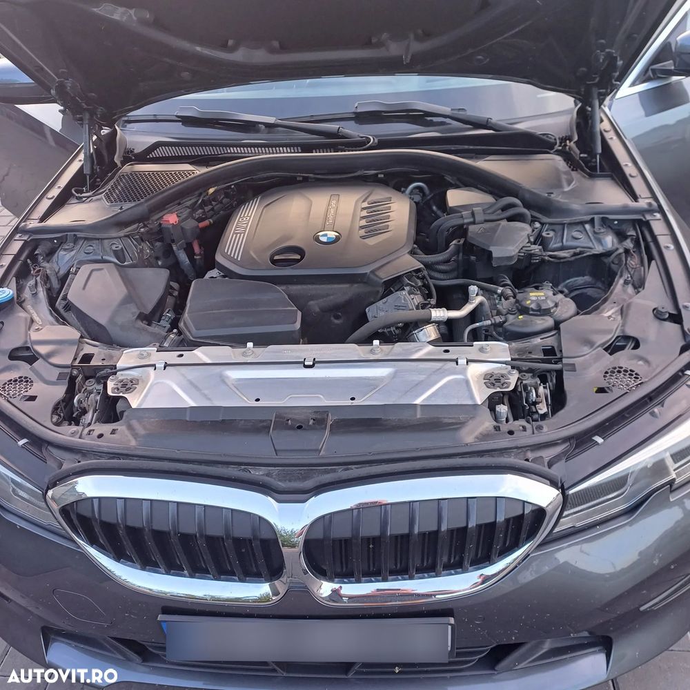BMW Seria 3 320d xDrive AT - 19