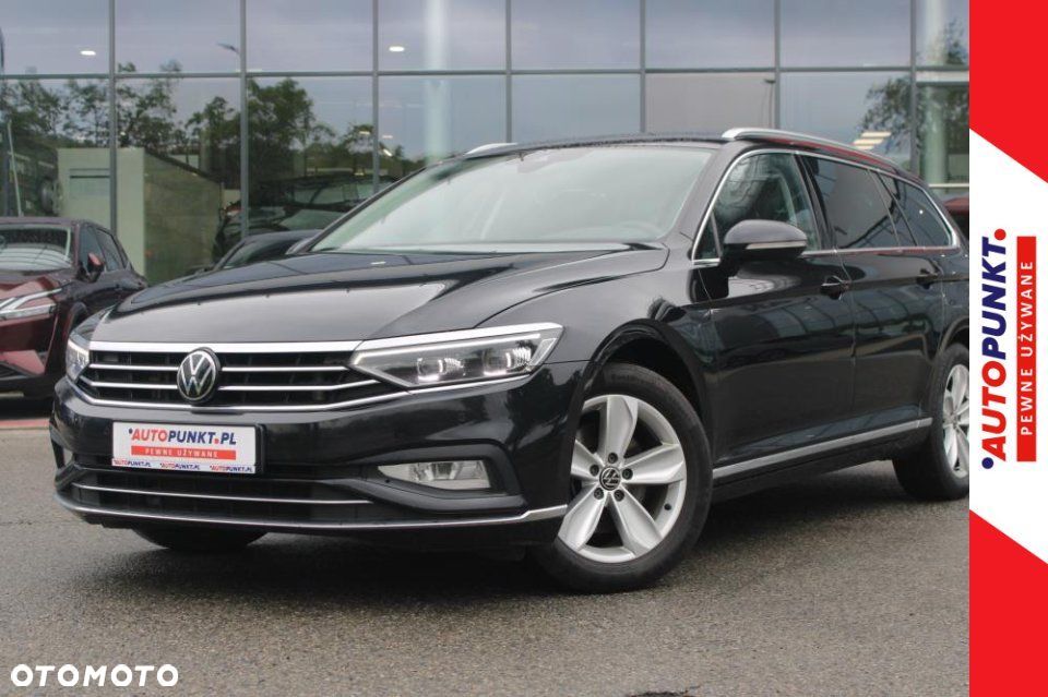Volkswagen Passat - 1