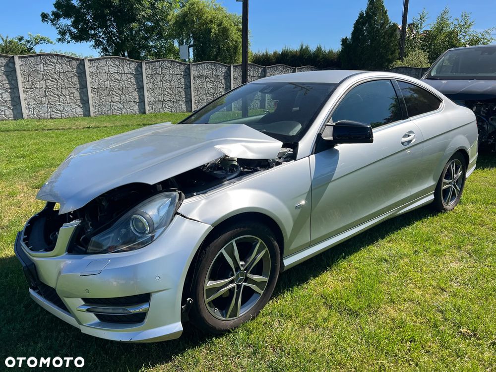 Mercedes-Benz Klasa C 250 7G-TRONIC Edition - 9