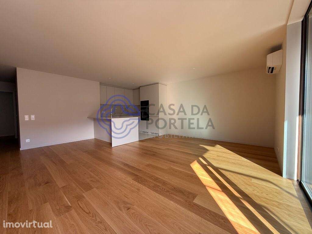 T3, 2casas de banho, suite, varanda, ar condicionado, cozinha mobiliad - Grande imagem: 4/35