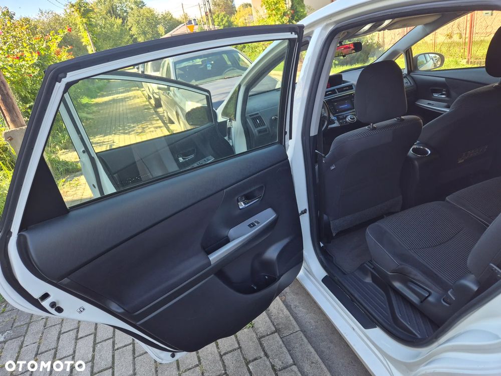 Toyota Prius+ - 19
