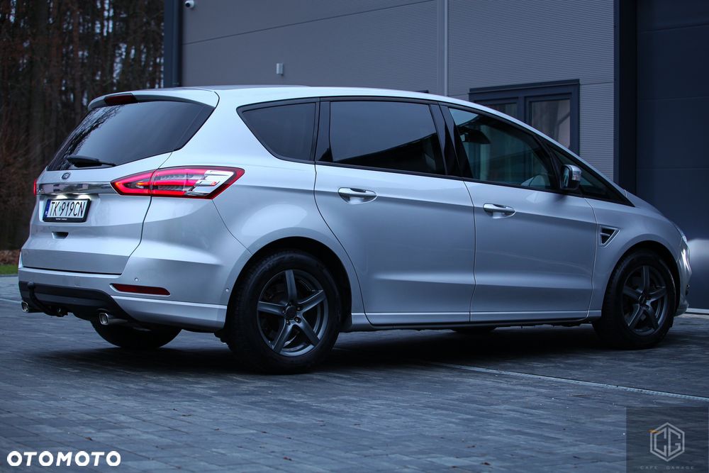 Ford S-Max - 20