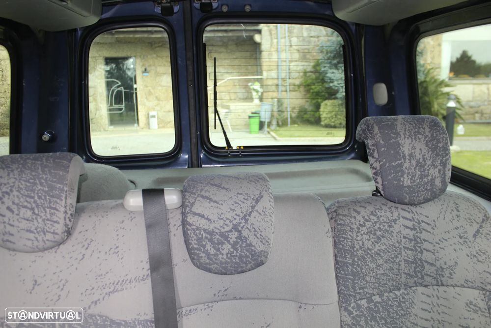 Renault Kangoo 4x4 1.9 dCi Expression - 23