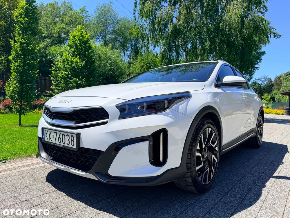Kia XCeed 1.5 T-GDI Business Line DCT - 4