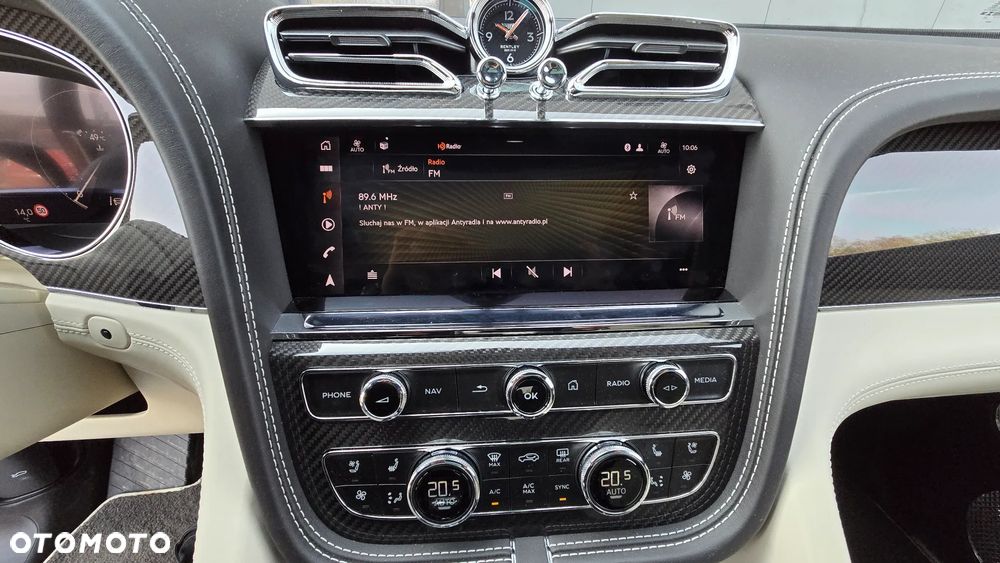 Bentley Bentayga - 21