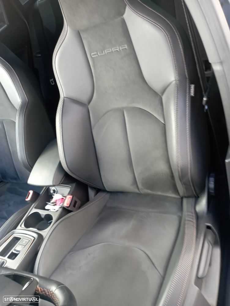 SEAT Leon ST 2.0 TSI S&S 4Drive DSG Cupra 300 Edition Carbon - 9