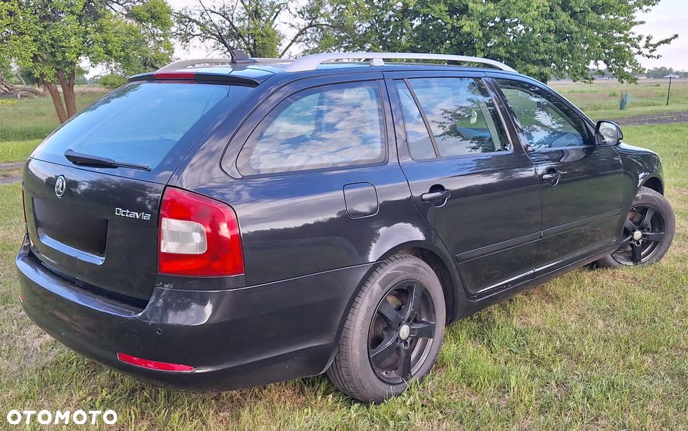Skoda Octavia - 2