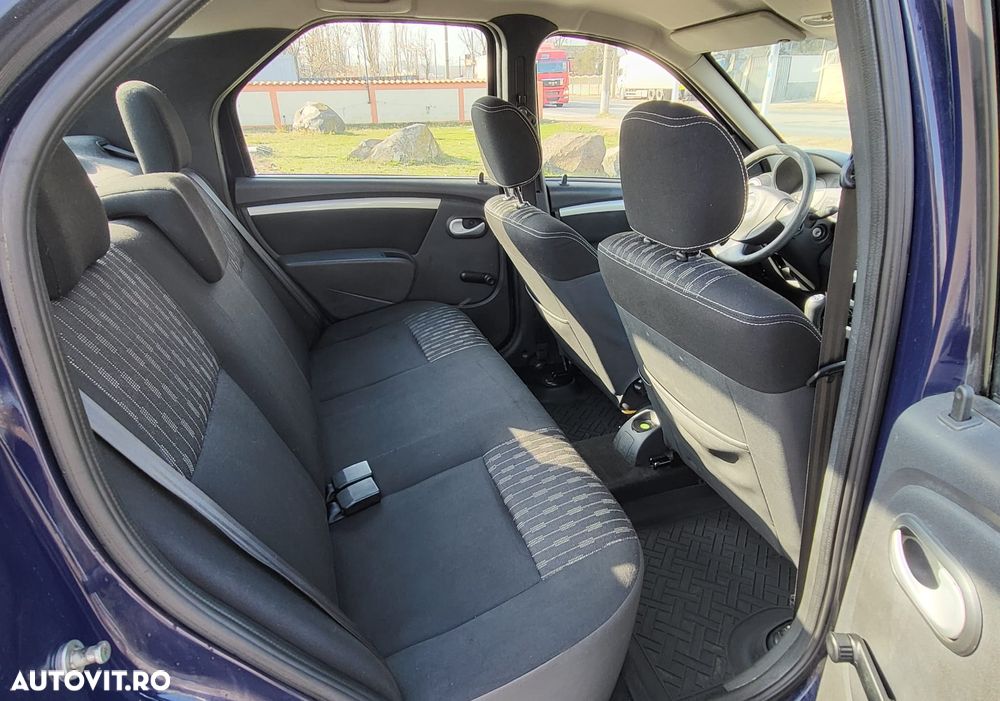 Dacia Logan 1.2 Laureate - 9