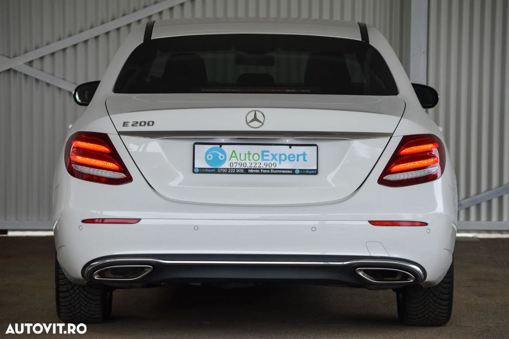 Mercedes-Benz E 200 4Matic 9G-TRONIC Avantgarde - 18